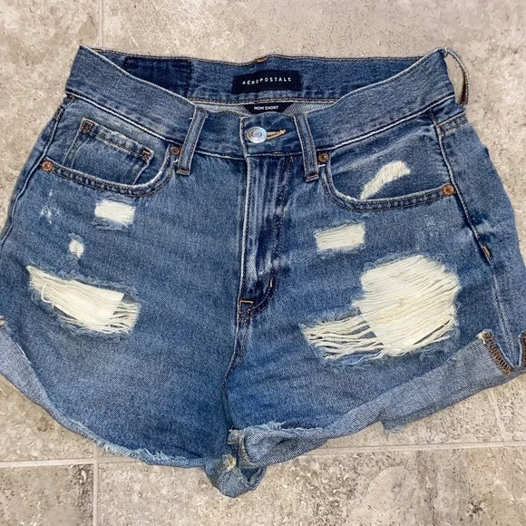 Aeropostale Mom Distressed Denim Shorts Size 0 - Picture 1 of 6